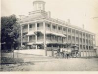 Historical Niagara Falls Building