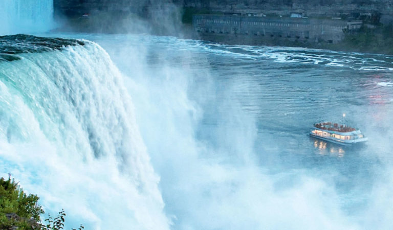 10 Top Places To Get Wet In Niagara Falls
