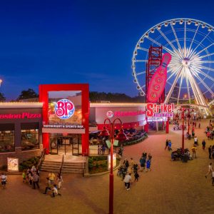 Clifton Hill Niagara Falls