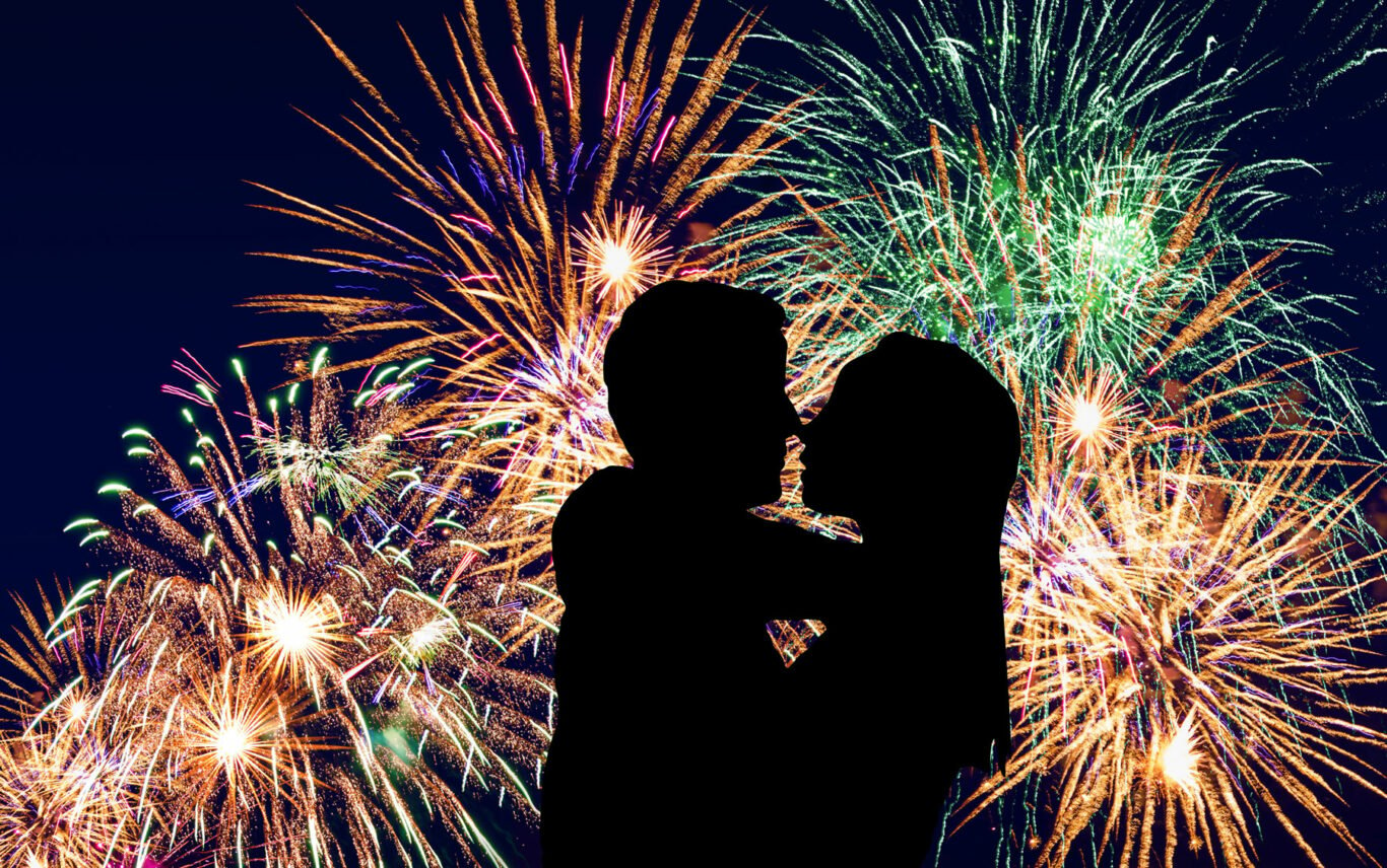 Niagara Falls Fireworks Couple silhouette