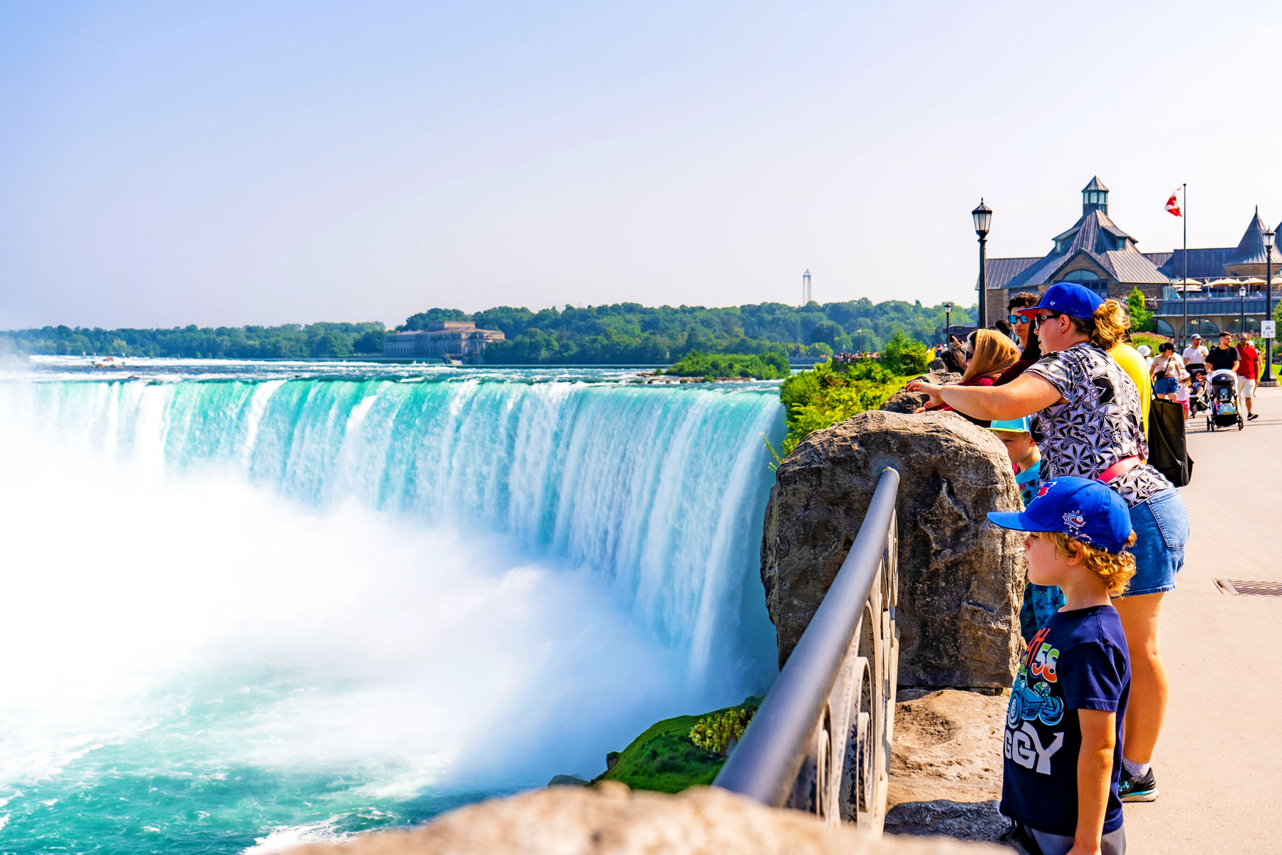 Niagara Falls Family