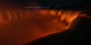 Truth and Reconciliation Niagara Falls Illumination Orange